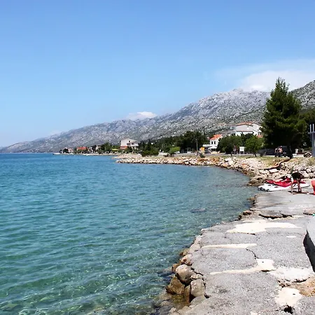 Quadruple Starigrad 6637i Starigrad Paklenica